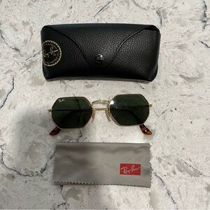 Octagon frame sunglasses